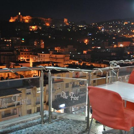 Hotel The First Gjirokastër Exteriör bild