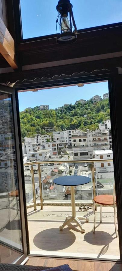 Hotel The First Gjirokastër Exteriör bild