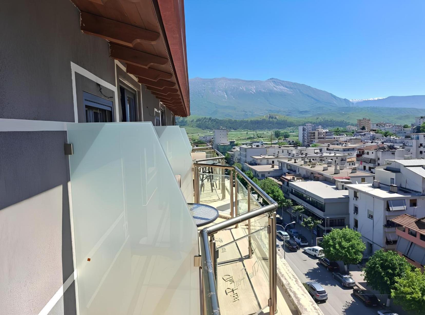 Hotel The First Gjirokastër Exteriör bild